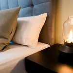 Casavia Center - Bright Collection
