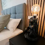 Casavia Center - Bright Collection *