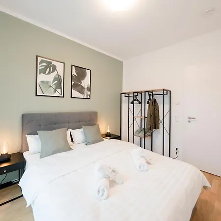 Apartment Kocasa-apartments 02, Design, City-center Boeblingen, Stellplatz, Balkon, Waipu-tv