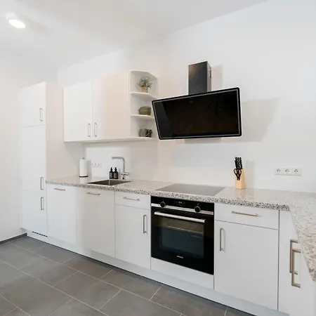 Apartment Kocasa-apartments 02, Design, City-center Boeblingen, Stellplatz, Balkon, Waipu-tv *