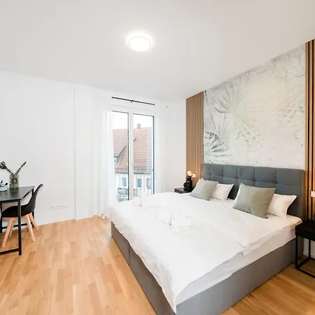 Apartment Kocasa-apartments 02, Design, City-center Böblingen, Stellplatz, Balkon *